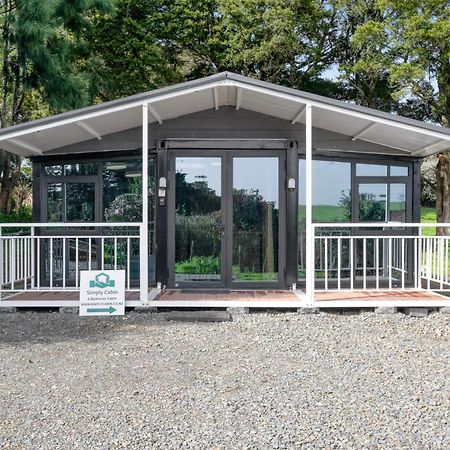 2 Bedrooms Cabin 5 Min To Pukekohe Town Centre Bagian luar foto