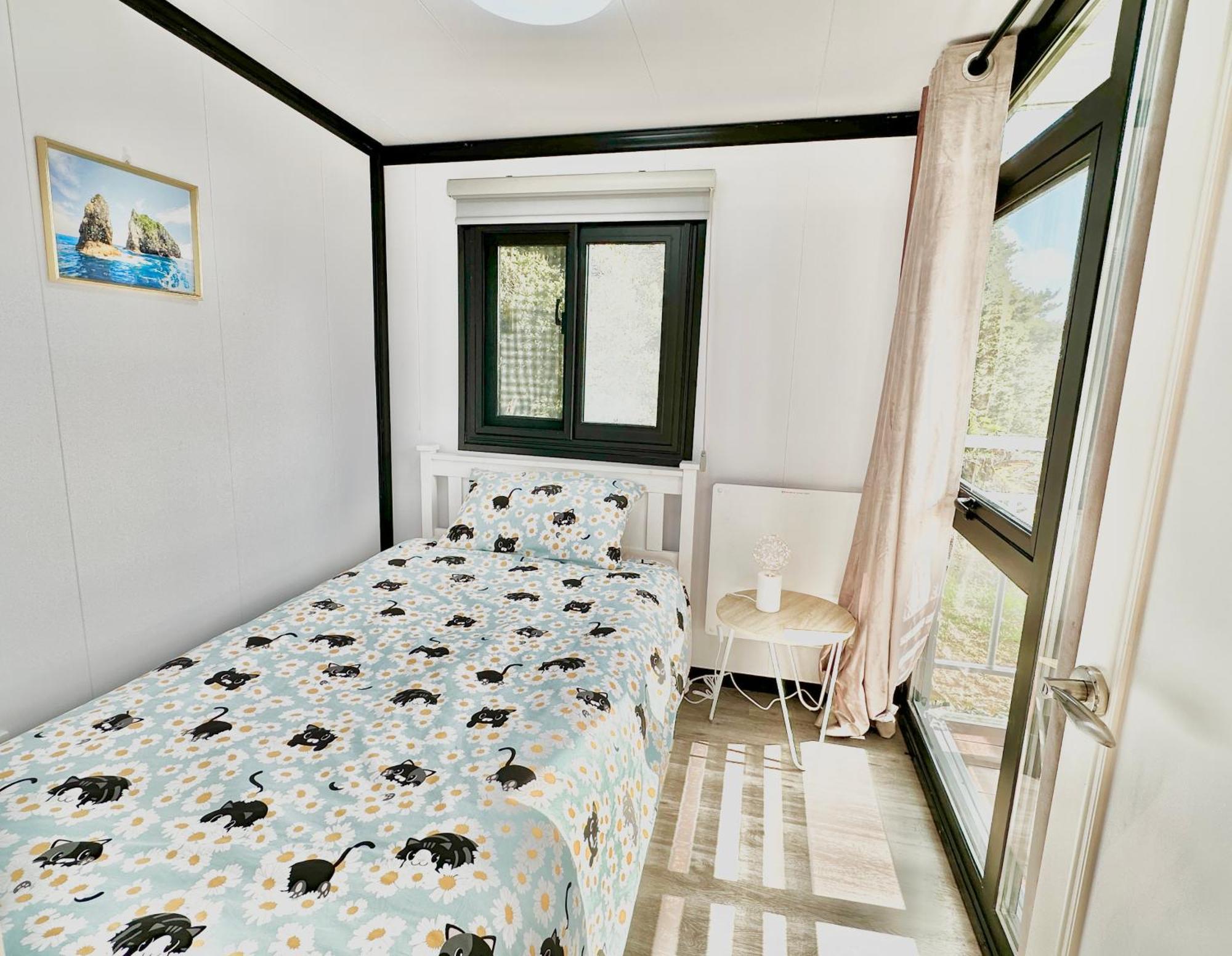 2 Bedrooms Cabin 5 Min To Pukekohe Town Centre Bagian luar foto