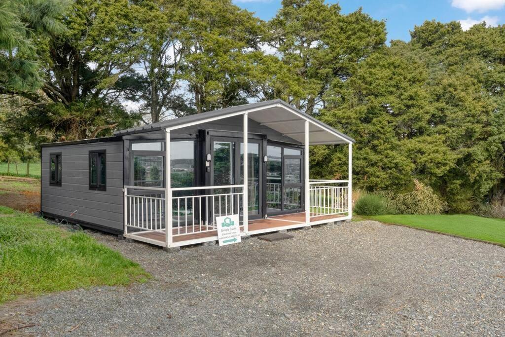 2 Bedrooms Cabin 5 Min To Pukekohe Town Centre Bagian luar foto